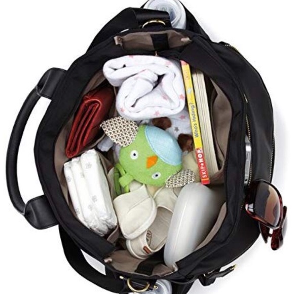Skip Hop Chelsea Diaper Bag - Picture 3 of 9